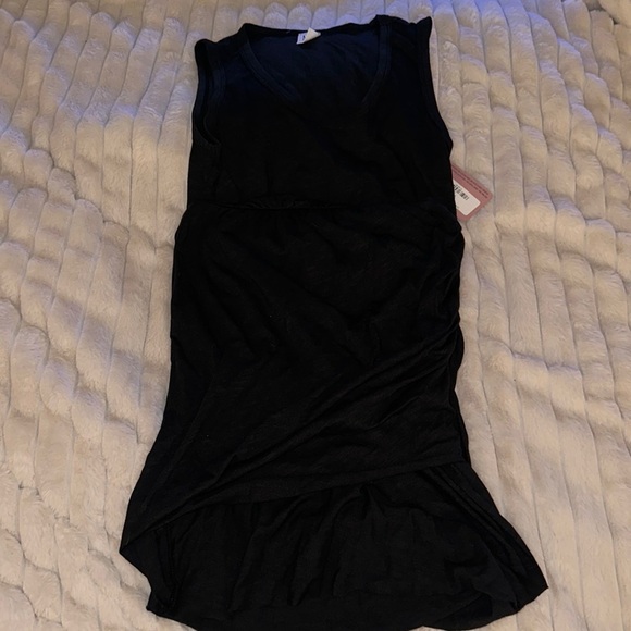 Dresses & Skirts - Size medium side, ruched dress